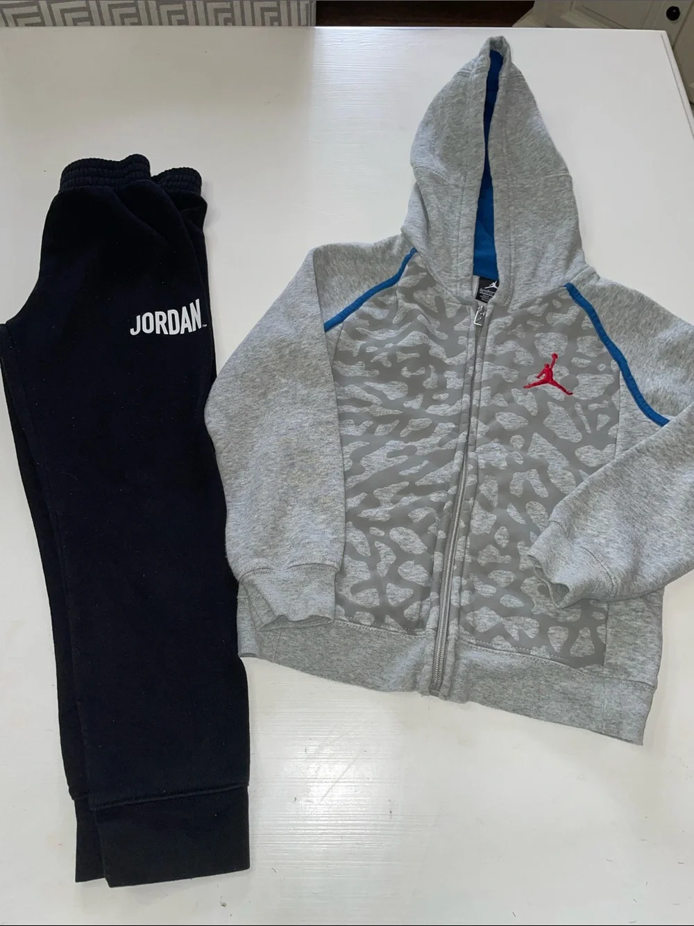 Jordan two piece jacket joggers set 6-7